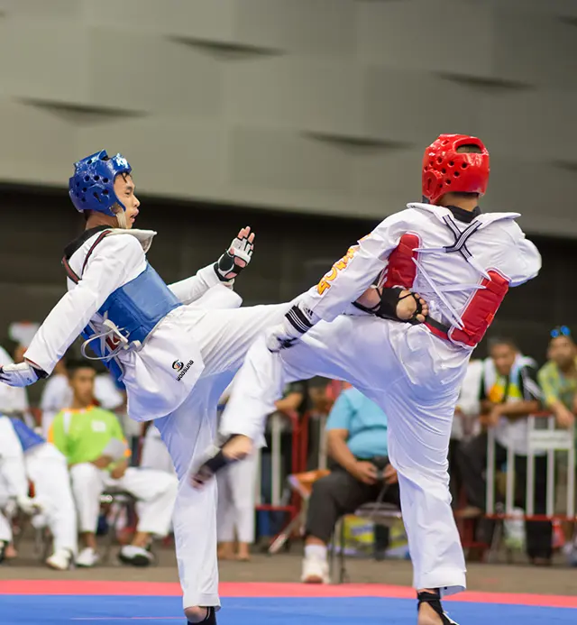 Πώς να δέσετε μια ζώνη Taekwondo;